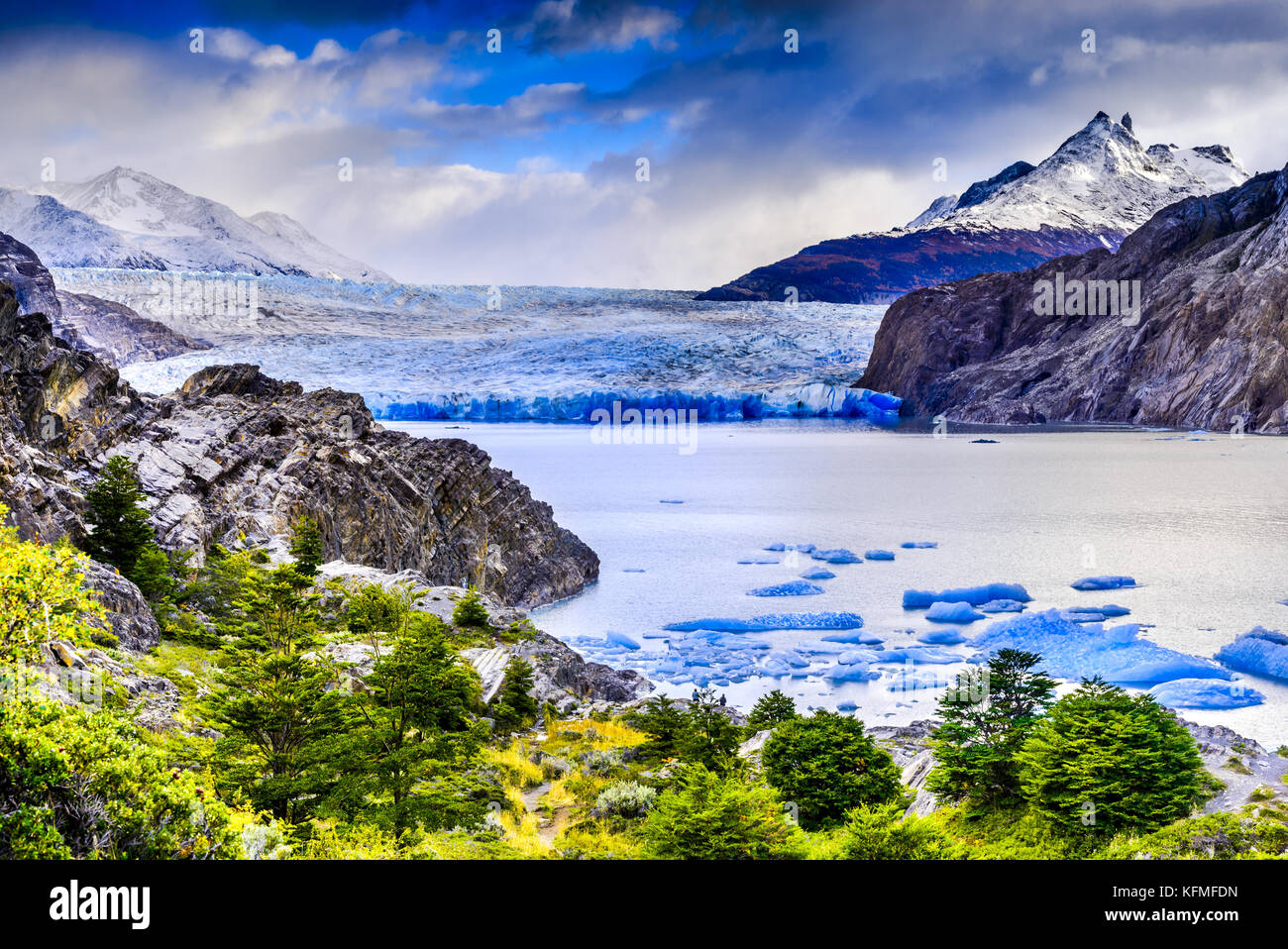 Patagonia, Chile - glaciar Grey es un glaciar en el campo de Hielo Patagónico Sur en la cordillera del Paine. Foto de stock