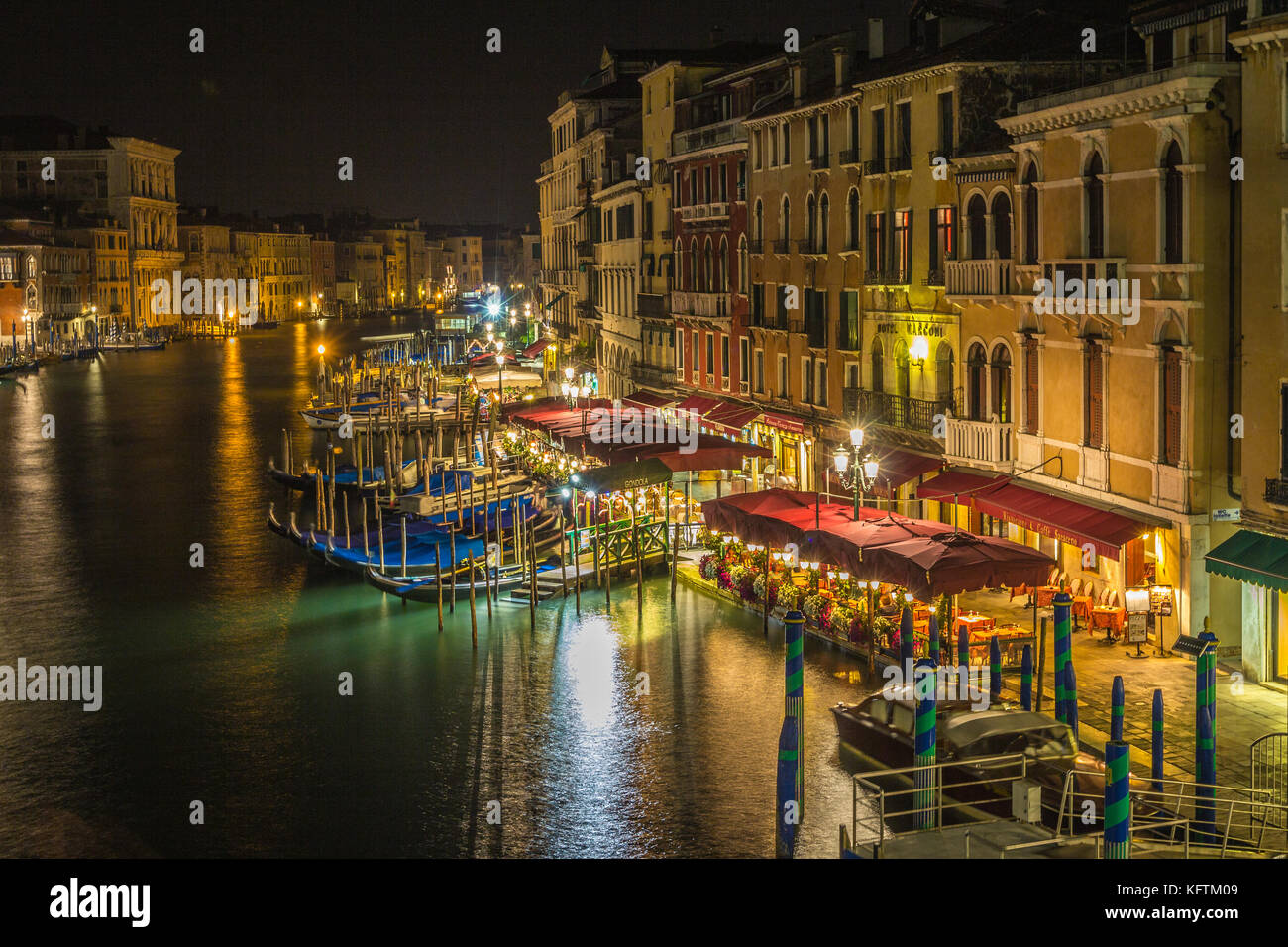 Venecia de noche Foto de stock