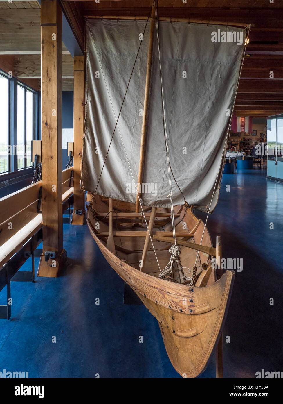Modelo de barco vikingo, L'Anse aux Meadows National Historic Site, la autopista 430, el Viking Trail, Newfoundland, Canadá. Foto de stock