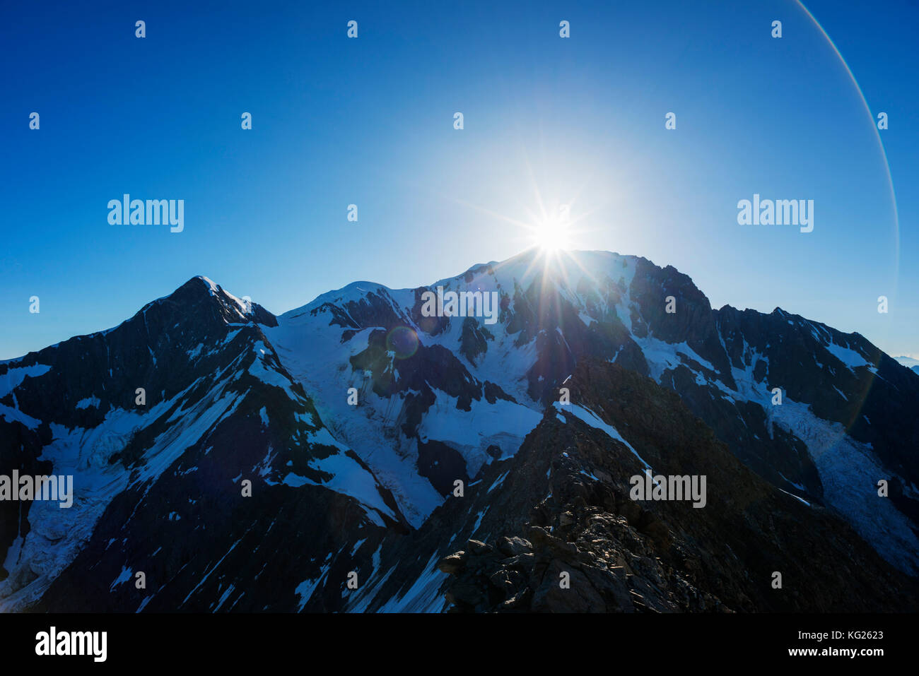 El mont blanc, 4810m, Chamonix, RHONE ALPES, Haute Savoie, Francia, Europa Foto de stock