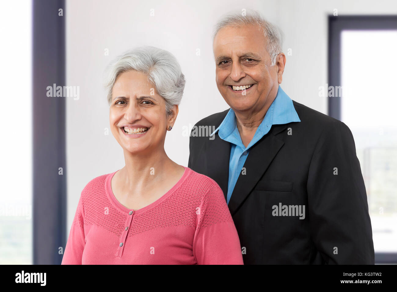 Retrato de la feliz pareja senior Foto de stock