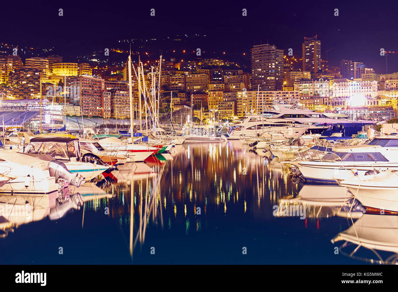 Por la noche, Mónaco Montecarlo, Principado de Mónaco, cote d'Azur, en el sur de Francia, Europa occidental, Europa Foto de stock