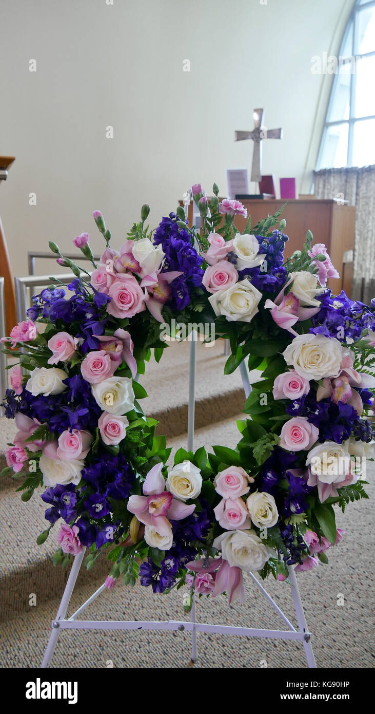 Foto de flower & vela utilizado para un funeral shot de flower & vela