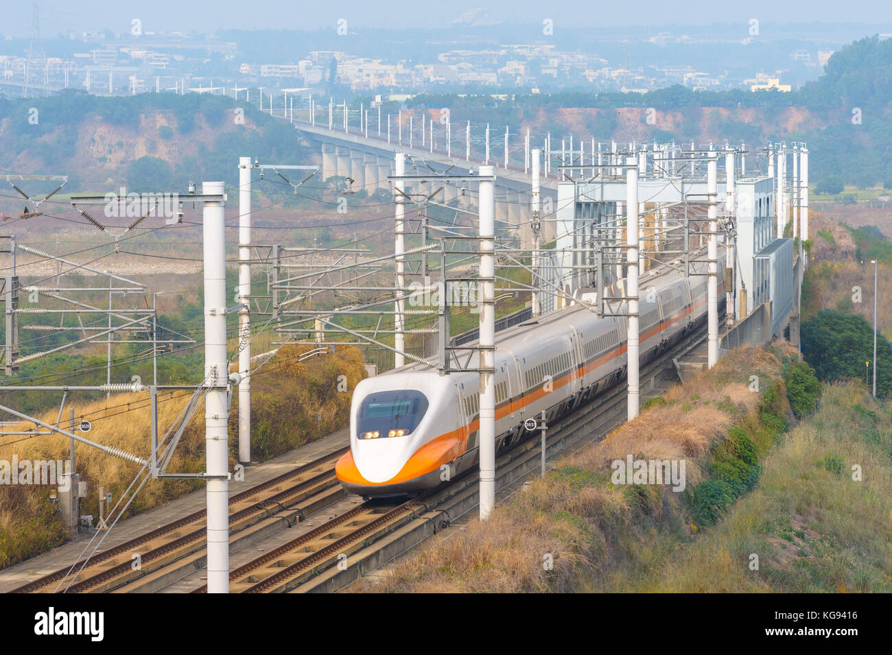 Tren de alta velocidad de Taiwán Foto de stock