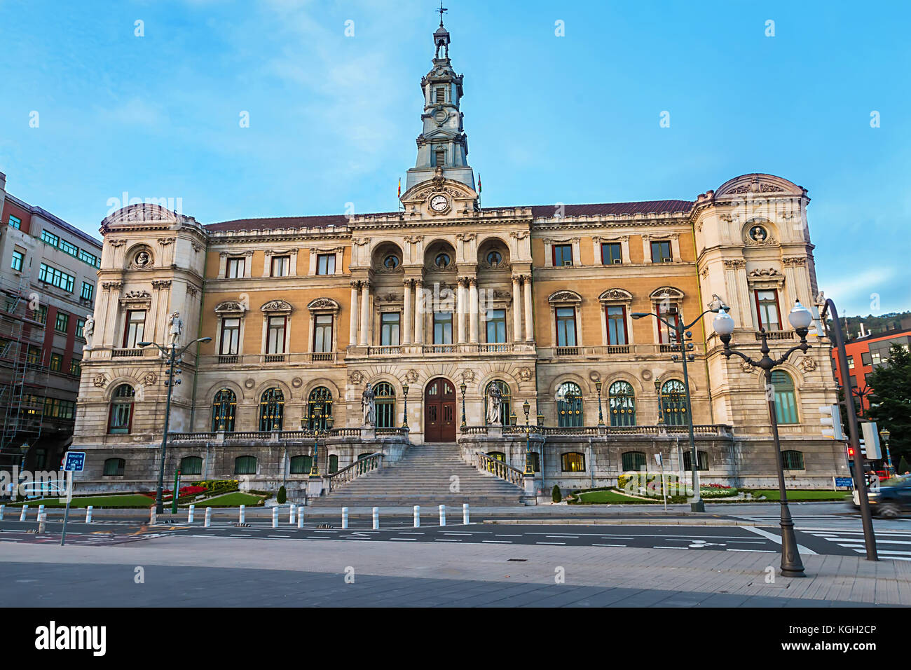 Casa consistorial ayuntamiento - Ayuntamiento de Bilbao, Vizcaya, País Vasco, España, septiembre de 2017 Foto de stock