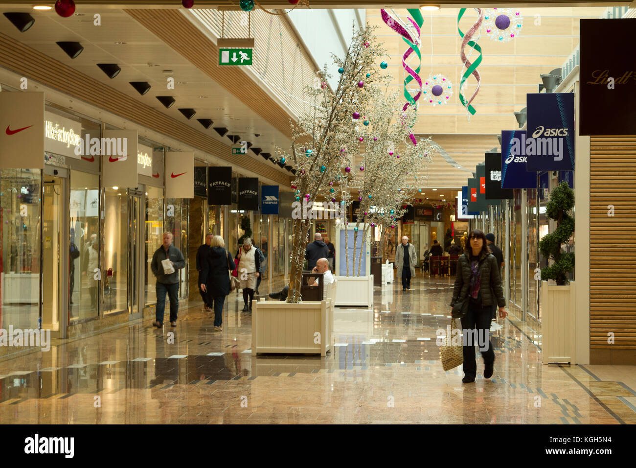 asics gloucester outlets