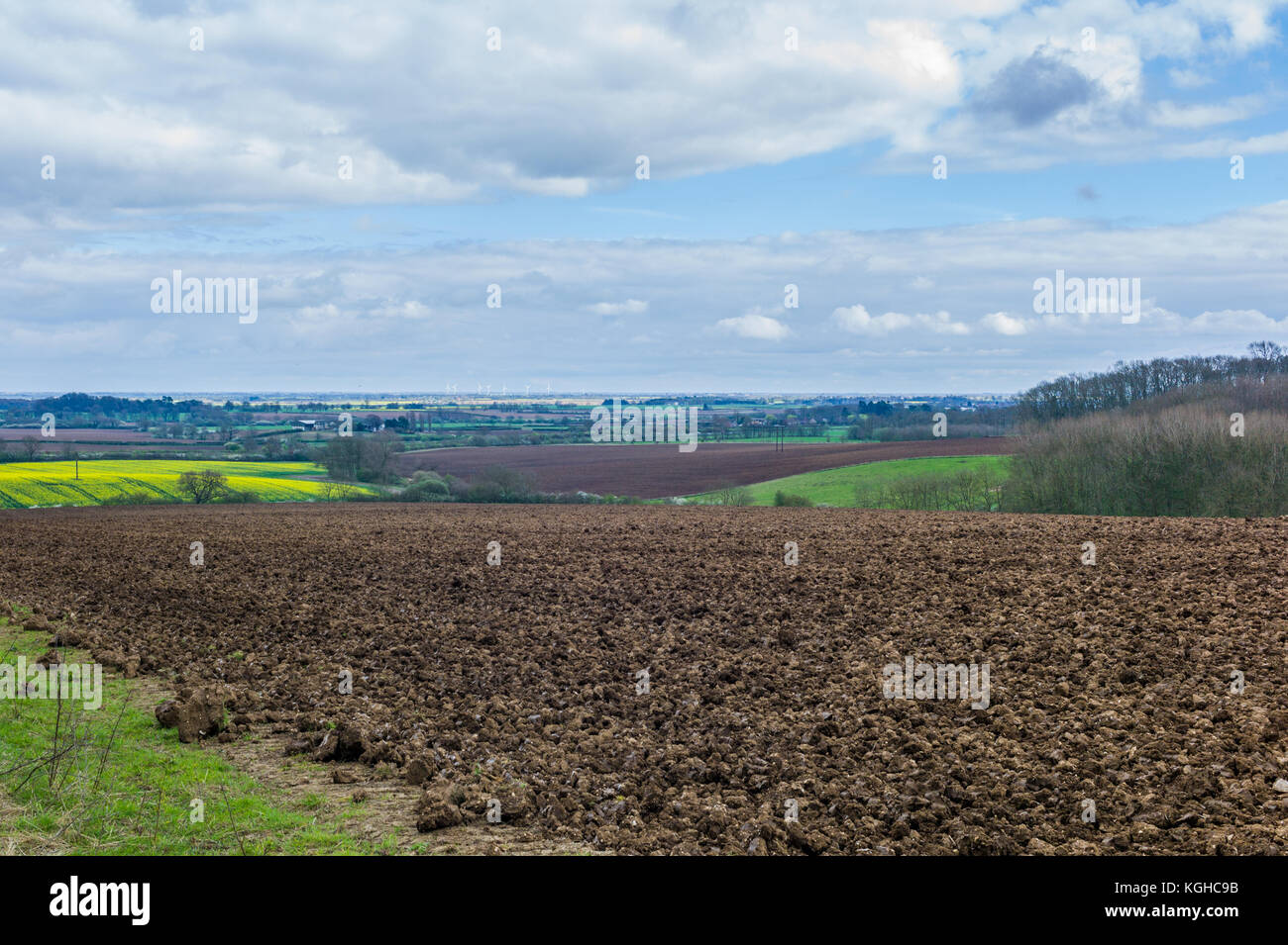 Los campos y las nubes en el lincolnshire wolds Foto de stock