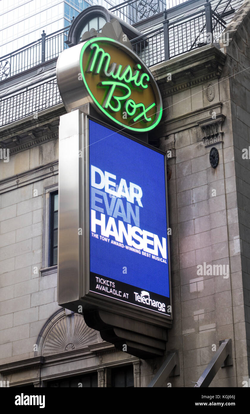 Queridos Evan Hansen en el Music Box theater en NYC Foto de stock
