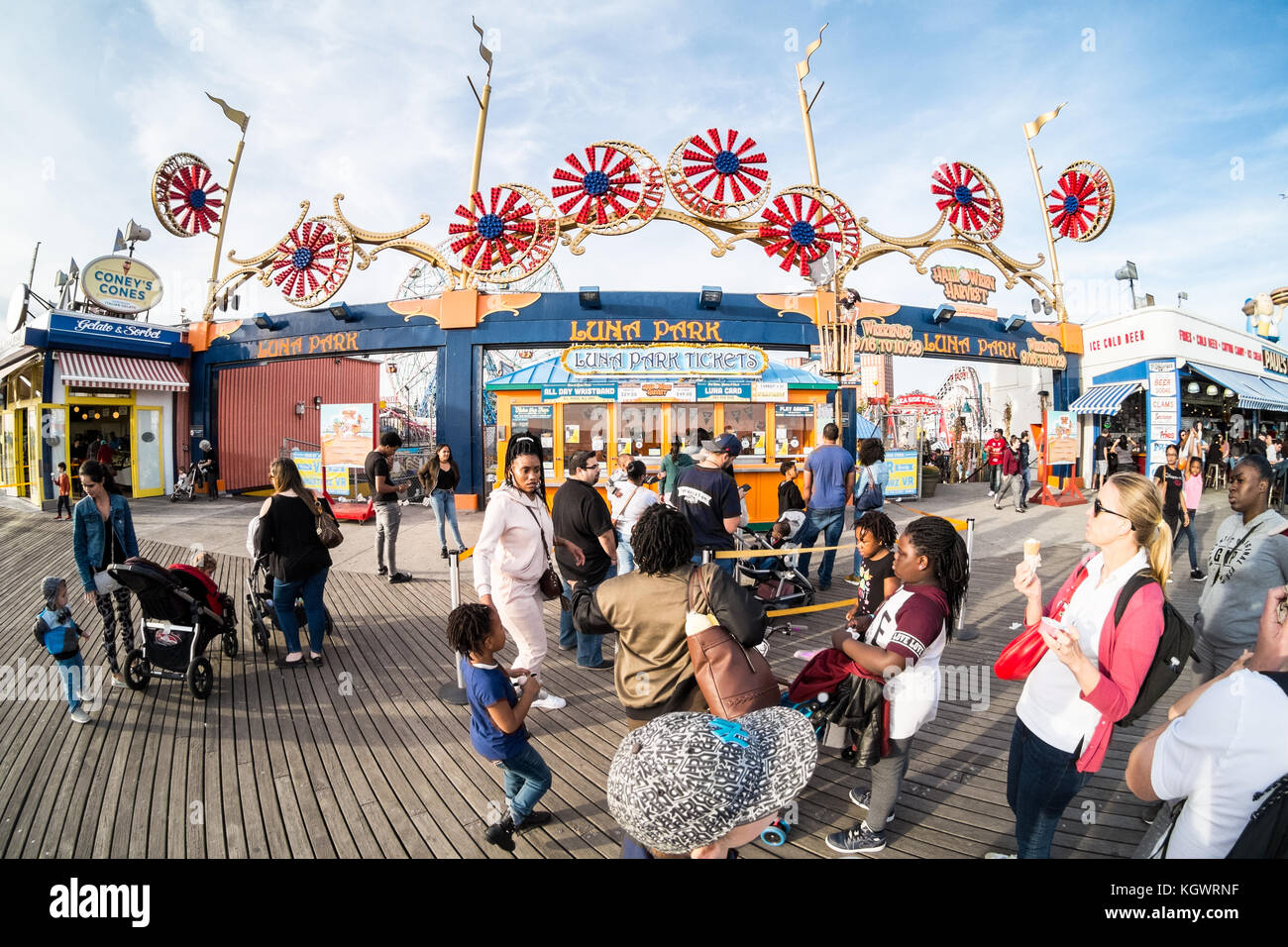 Luna Park Coney Island Fotos e Imágenes de stock Alamy