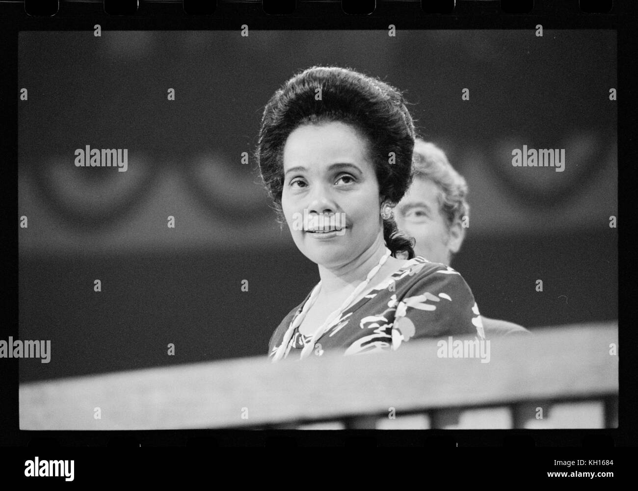 Coretta Scott King en la Convención Nacional Demócrata, New York City, NY, 13 de julio de 1976. Foto por Warren K. Leffler. Foto de stock