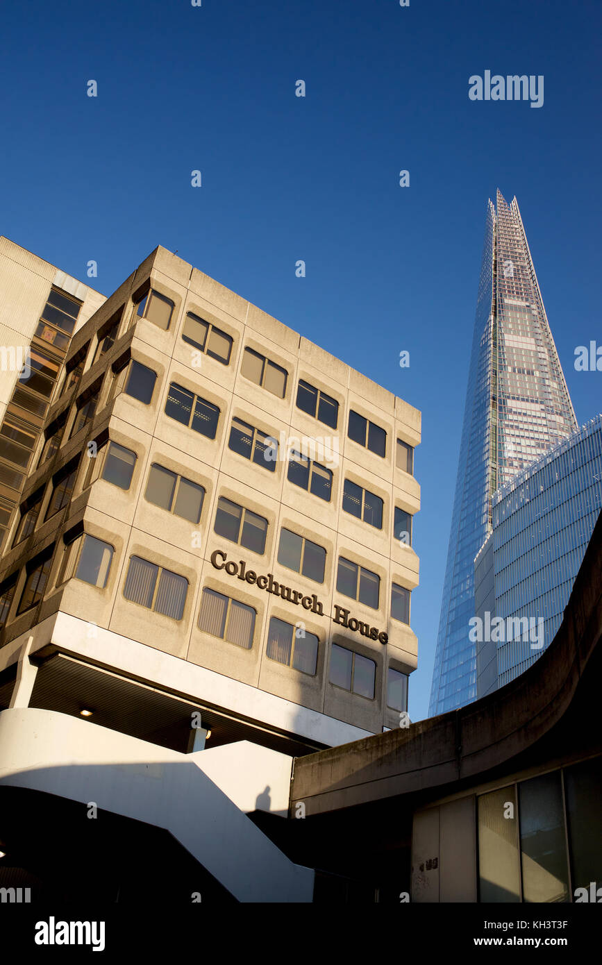 Casa colechurch shard y el edificio en Londres Foto de stock