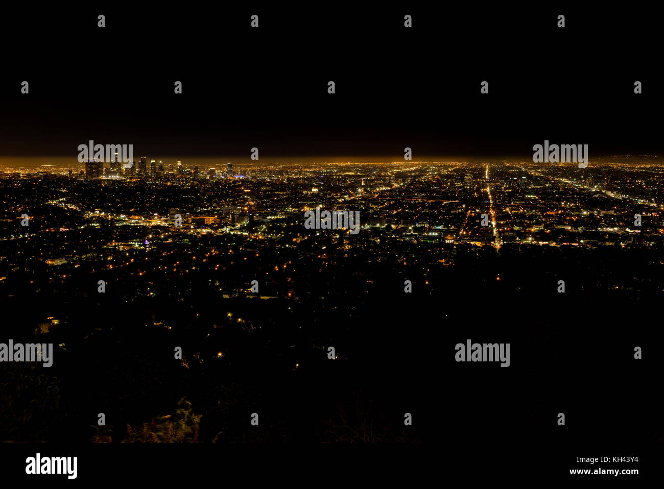 LA Ciudad de Los Ángeles vista nocturna desde el Observatorio Griffith Foto de stock