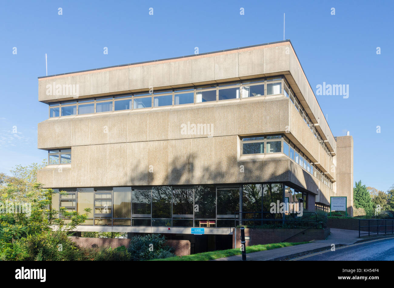 El Consejo del condado de Warwickshire brutalist edificio de oficinas de Barrack Street, Warwick, Reino Unido Foto de stock