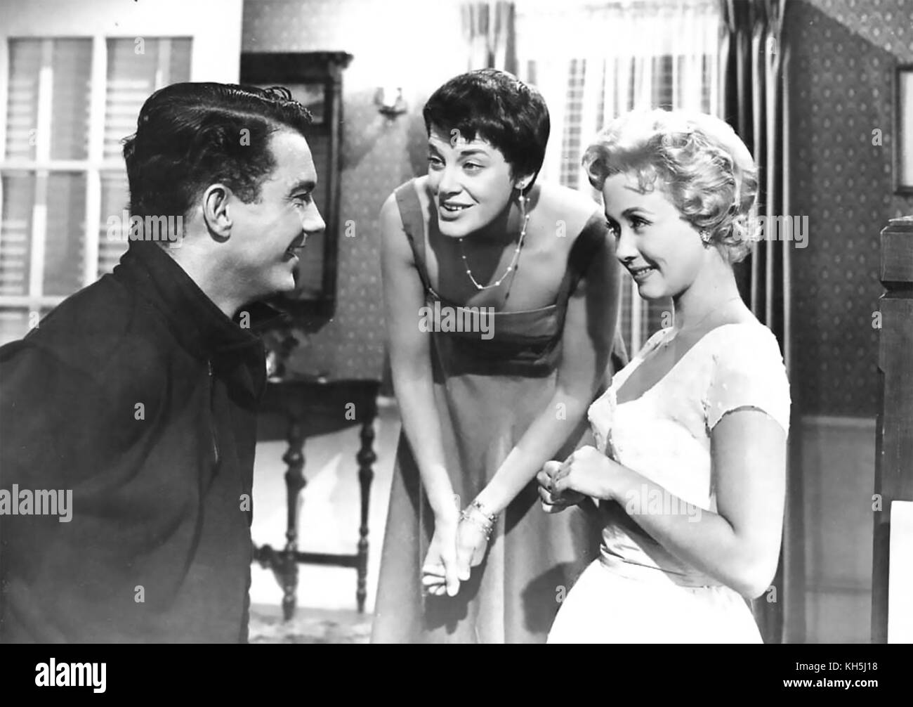LA CHICA MÁS PROBABLE 1958 Stanley Rubin película con de izquierda: Kelly Brown, Kaye Ballard, Jane Powell Foto de stock