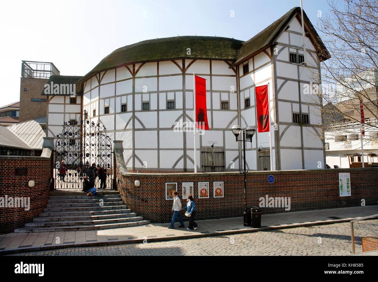 El Shakespeare's Globe Theatre en Londres Foto de stock