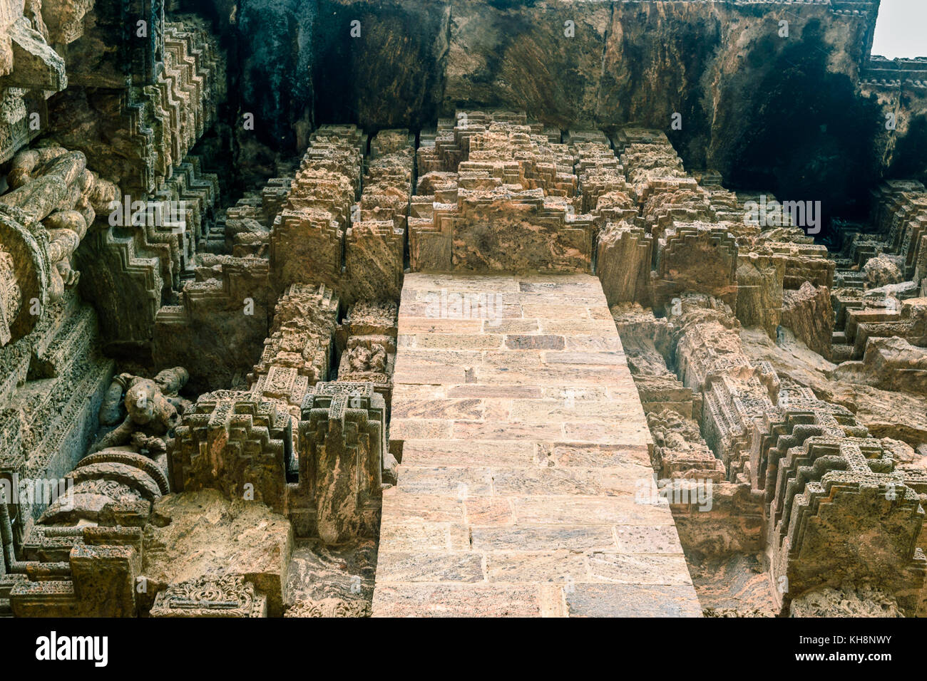 Piedra Tallada En El Templo Del Sol De Konarak Puri Foto Imagen