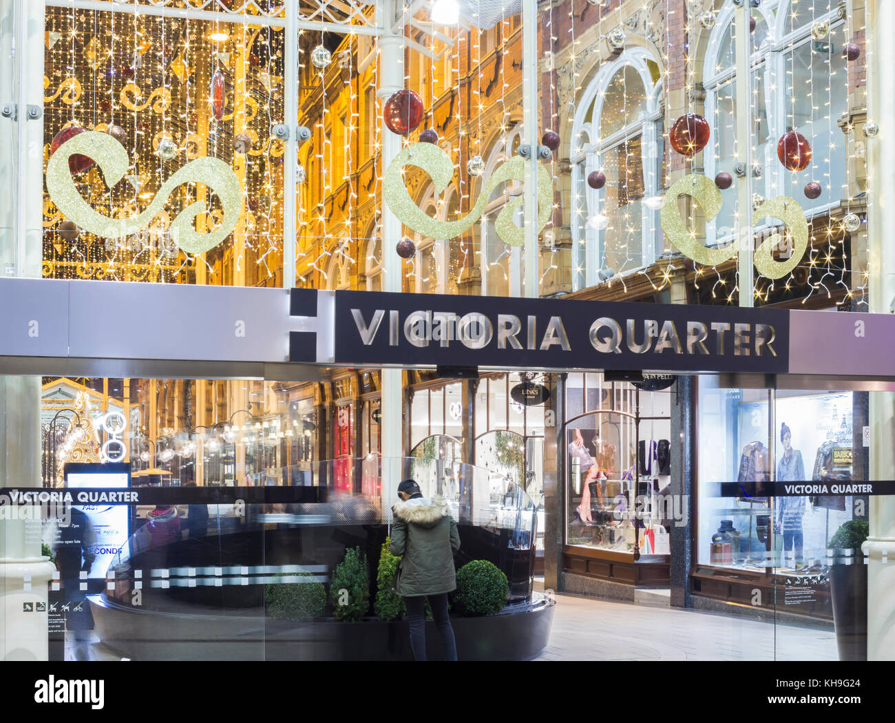 Barrio victoria, shopping mall en Leeds, Yorkshire, Inglaterra, Reino Unido. Foto de stock