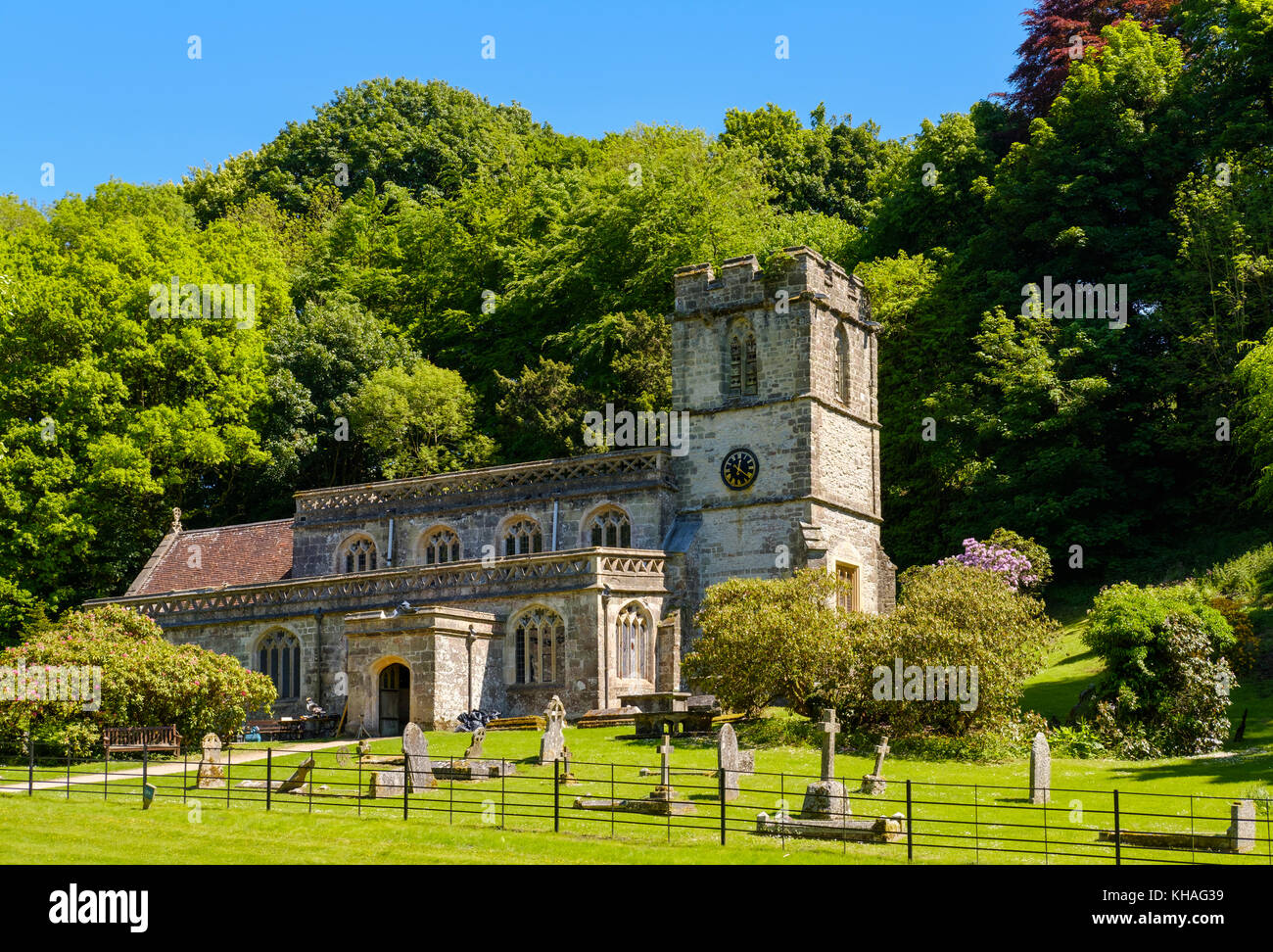 Iglesia de San Pedro, Stourton, Wiltshire, Inglaterra, Gran Bretaña Foto de stock