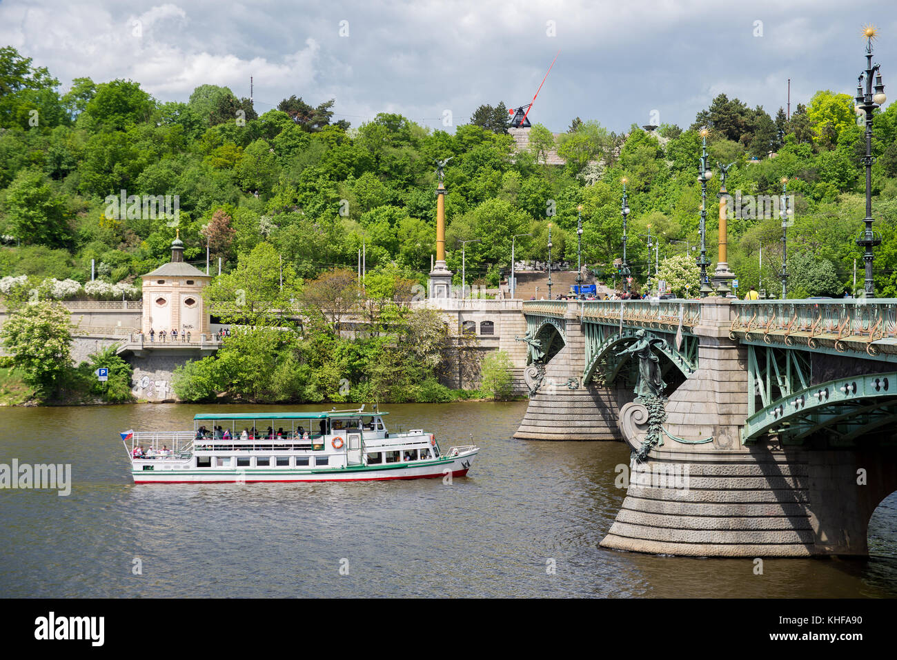 Río en Praga Foto de stock