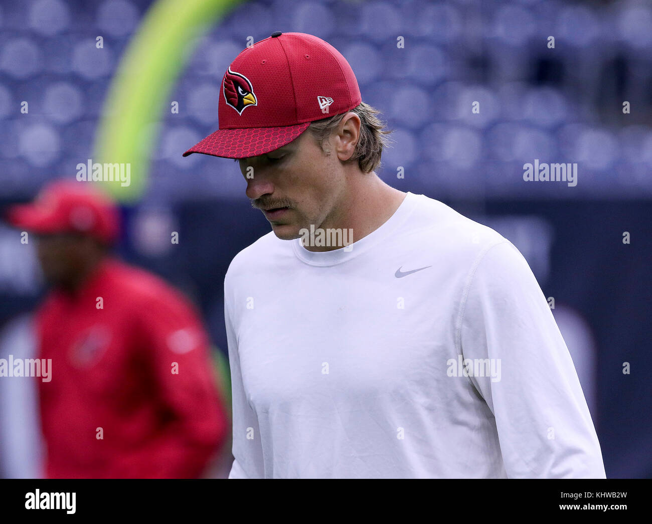 Houston, TX, EE.UU. 19 Nov, 2017. Arizona Cardinals quarterback Blaine Gabbert (7) durante la warmups de la NFL juego entre los Cardenales de Arizona y los Houston Texans en NRG Stadium en Houston, TX. John Glaser/CSM/Alamy Live News Foto de stock