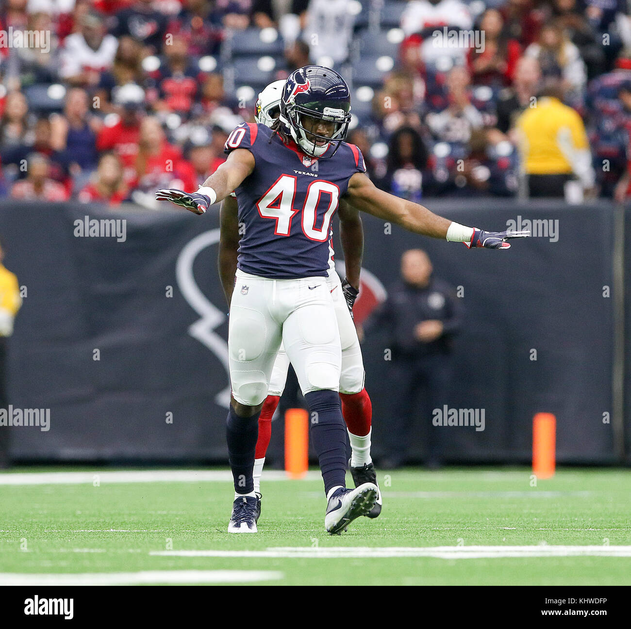 Houston, TX, EE.UU. 19 Nov, 2017. Houston Texans cornerback Marcus Williams (40) señalización incompleta después de romper un pase en el cuarto trimestre durante el NFL juego entre los Cardenales de Arizona y los Houston Texans en NRG Stadium en Houston, TX. John Glaser/CSM/Alamy Live News Foto de stock