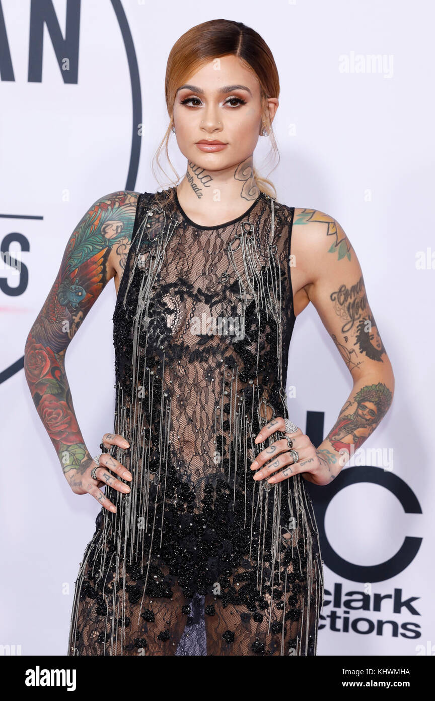 Los Ángeles, EE.UU. 19 de noviembre de 2017. Kehlani asiste a los Premios de Música Americana 2017 en Microsoft Theatre el 19 de noviembre de 2017 en los Ángeles, California. Crédito: Geisler-Fotopress/Alamy Live News Foto de stock