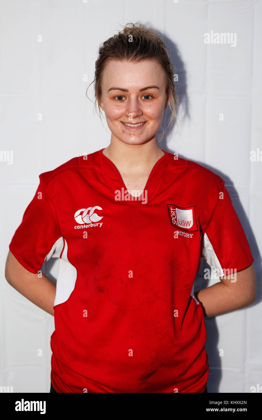 15/11/17 usw Sports Park. antes y después de headshots de RSU womans rugby en su casa de juego contra uwe. Foto de stock