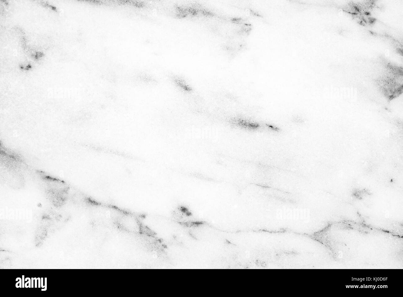 De mármol blanco de Carrara con luz natural para el baño o la cocina
