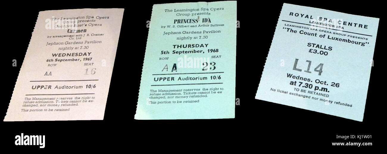 Colección de entradas para varias óperas celebrada en los jardines Jephson Pavilion y el Royal Spa Center en Leamington Spa. Fecha Siglo XXI Foto de stock