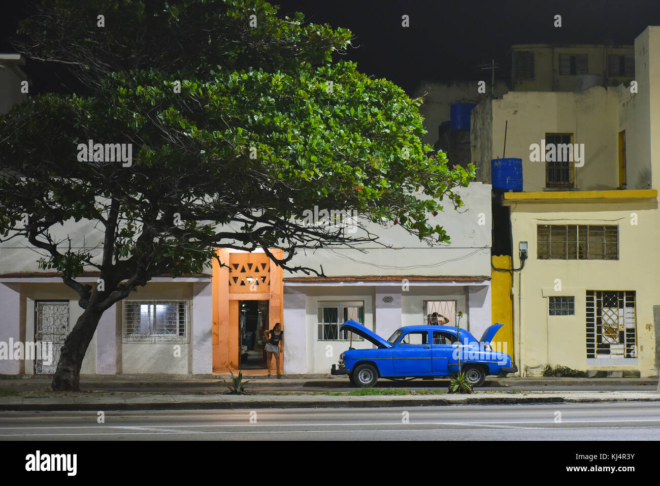 Escena nocturna Vedado La Habana. Foto de stock