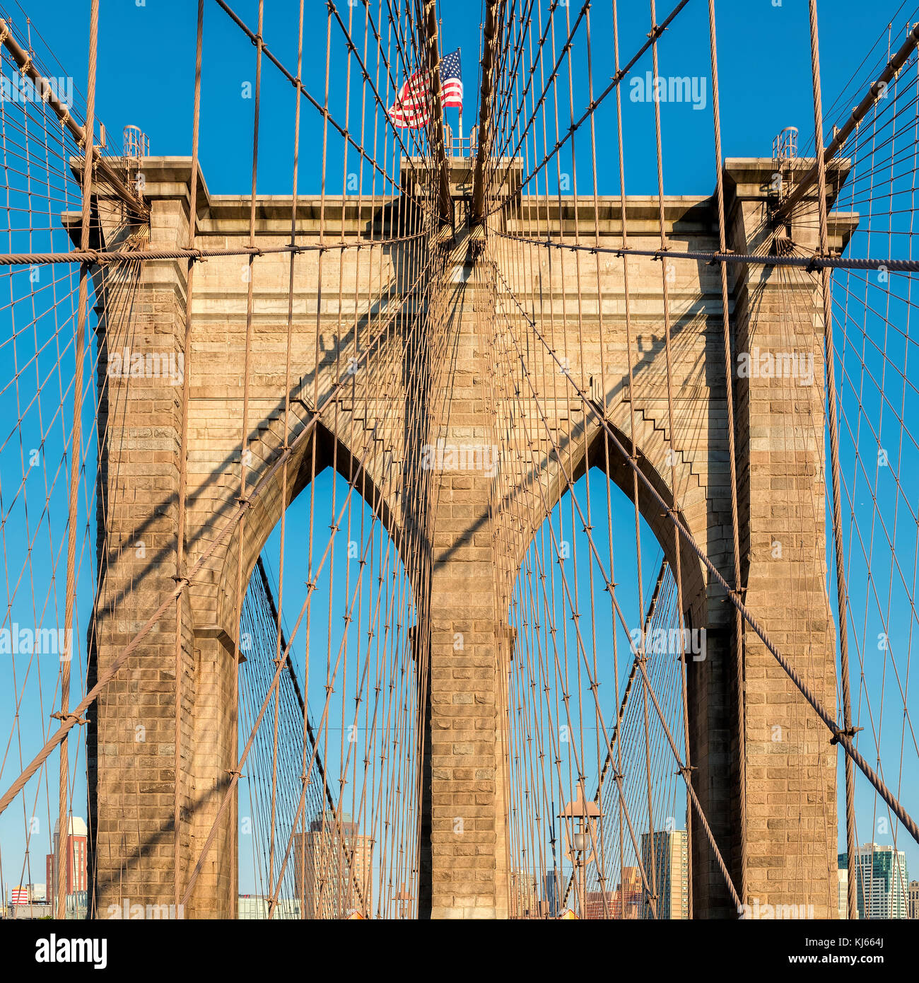 Puente de Brooklyn al atardecer en nueva york Foto de stock