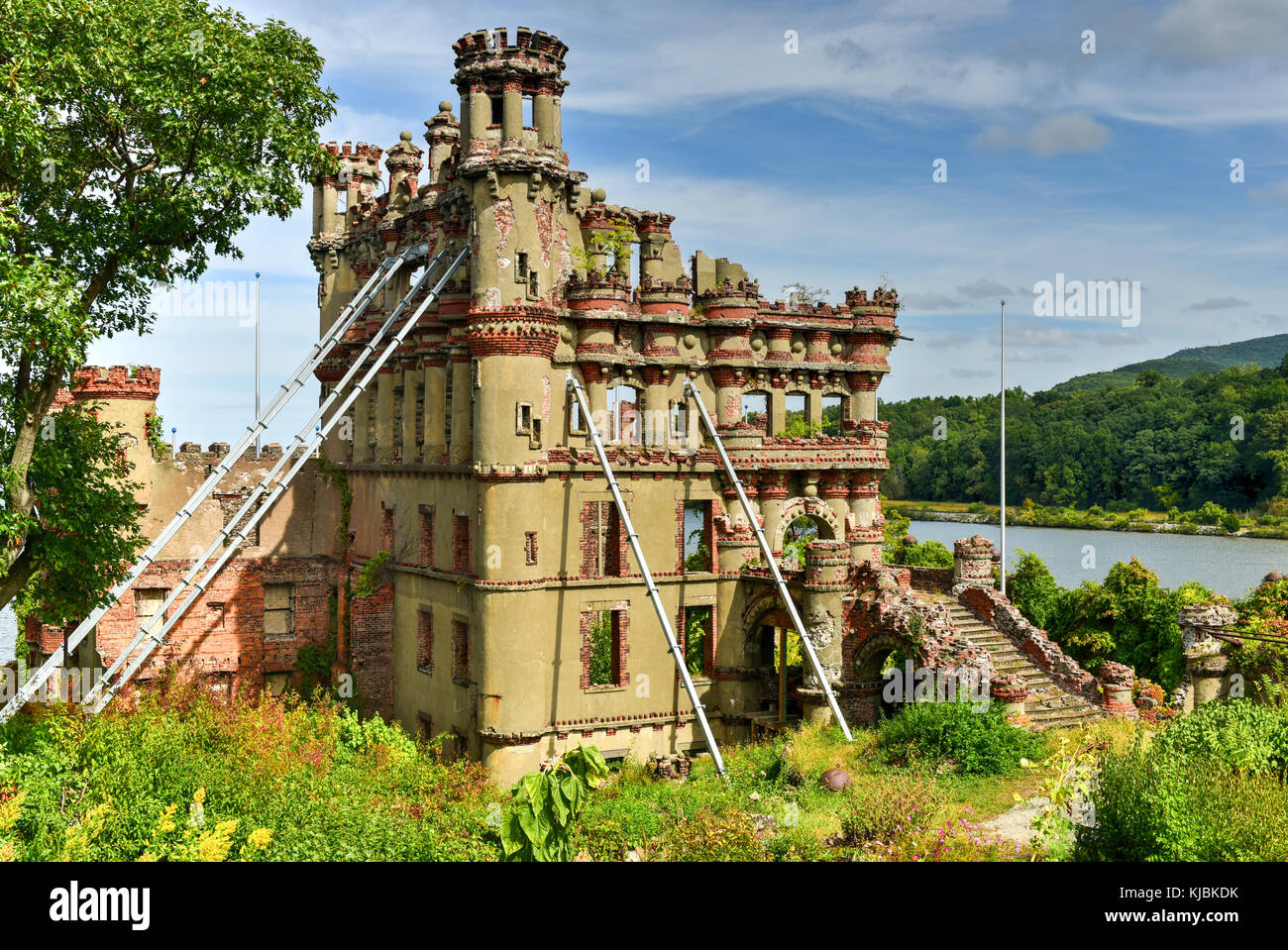 Bannerman Castle Armory En Pollepel Island En El Rio Hudson En