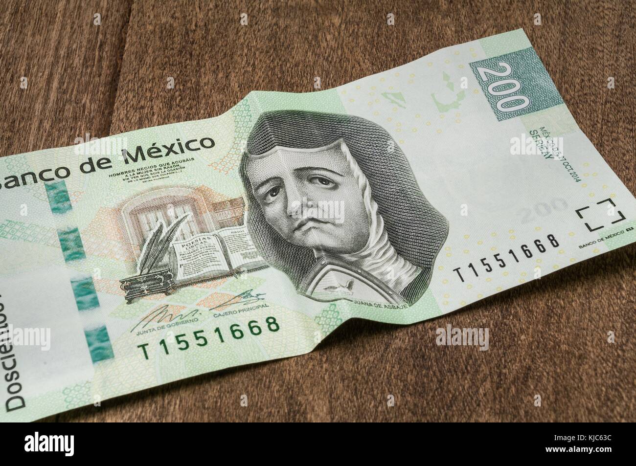 Billete de 200 pesos mexicano fotografías e imágenes de alta resolución -  Alamy