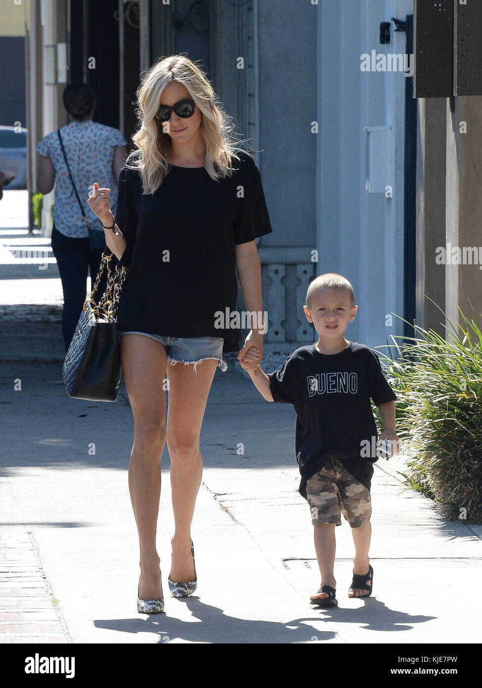 Kristin Cavallari And Son Camden Jack Cutler In West Hollywood Fotos E Imagenes De Stock Alamy