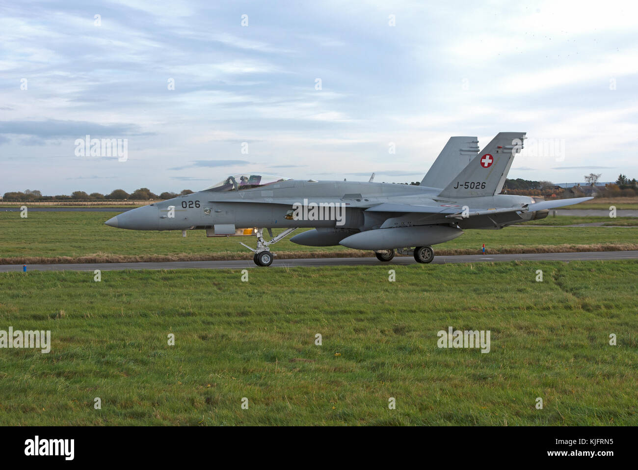 La Fuerza Aérea suiza Mc Donnel Douglas F18C/un avispón rápido Bimotor Cazas Jet.en 4 semana ejercicio piloto de formación. Foto de stock