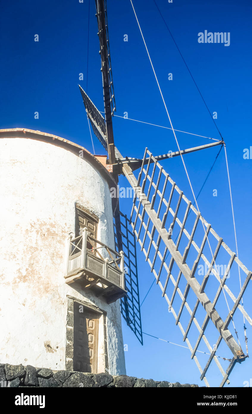 Molino de viento, Lanzarote Foto de stock