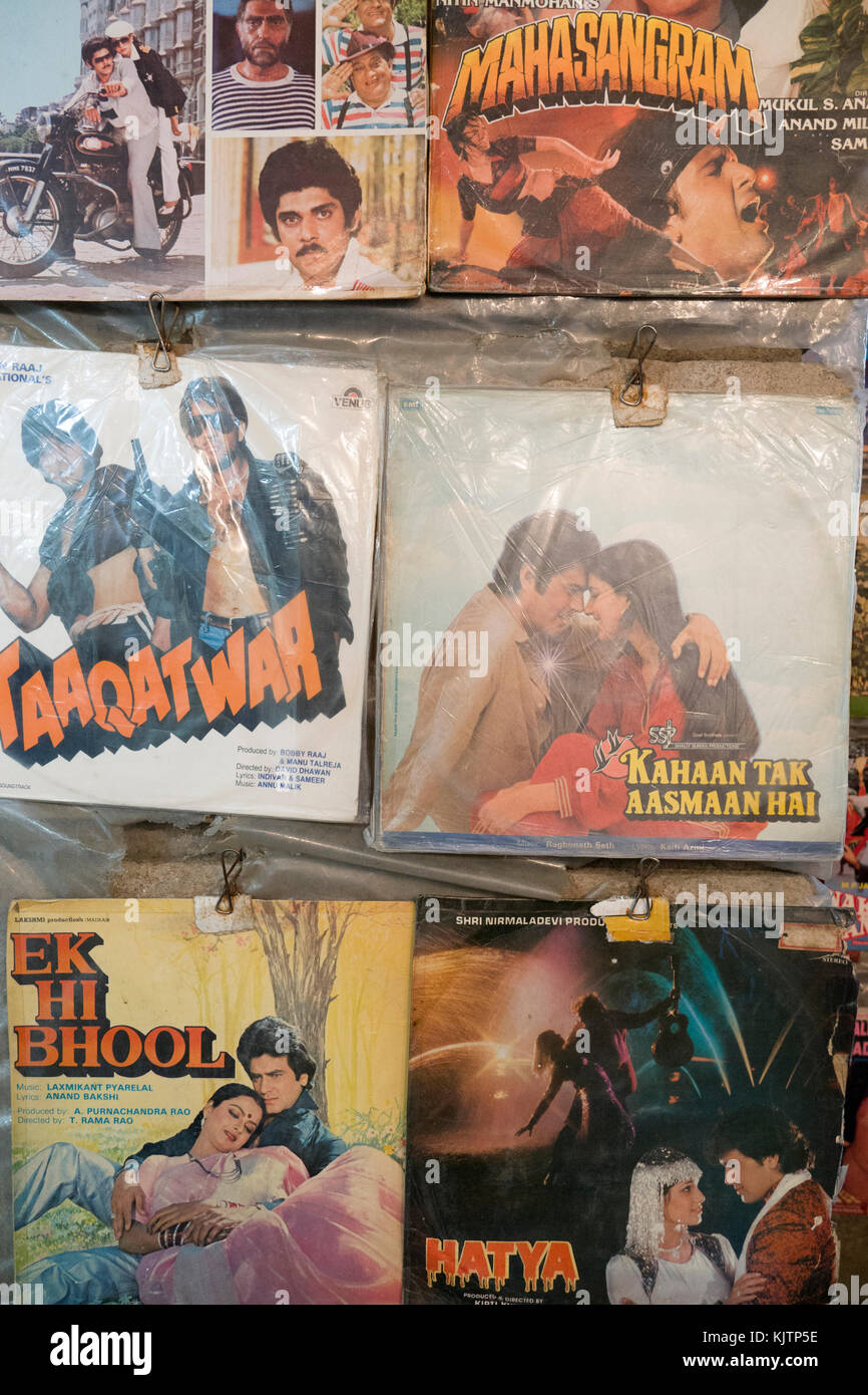 Hindi antiguo disco de vinilo discos de música para la venta Foto de stock