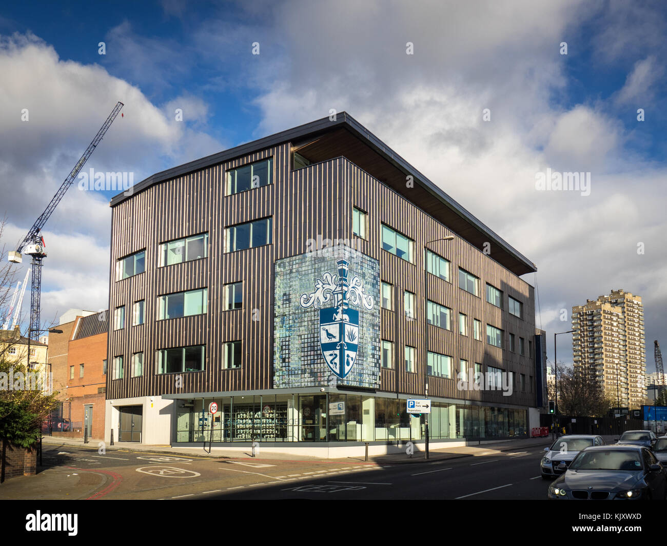 Real Sociedad Farmacéutica con sede en East Smithfield, en East London, Reino Unido, inaugurado en 2015, el arquitecto BDP Foto de stock