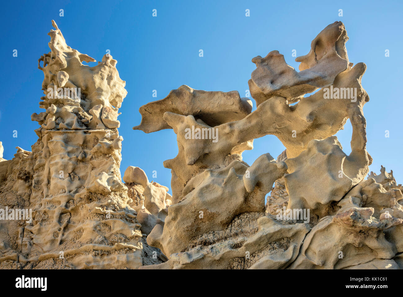 Formaciones de roca en Siltstone Fantasy Canyon, cerca de Vernal, Utah, EE.UU. Foto de stock