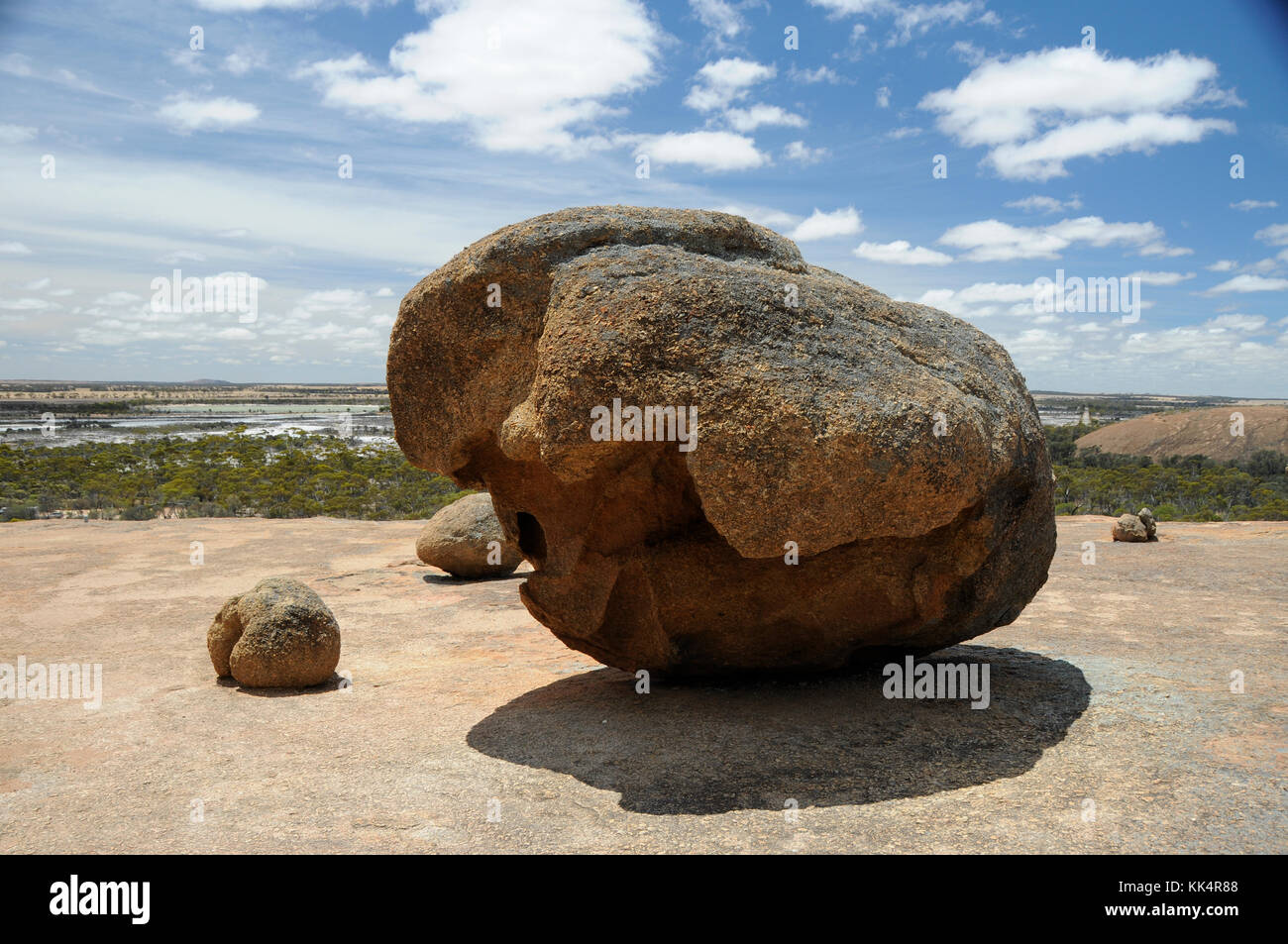 Roca que se balancea encima de Hyden rock Foto de stock