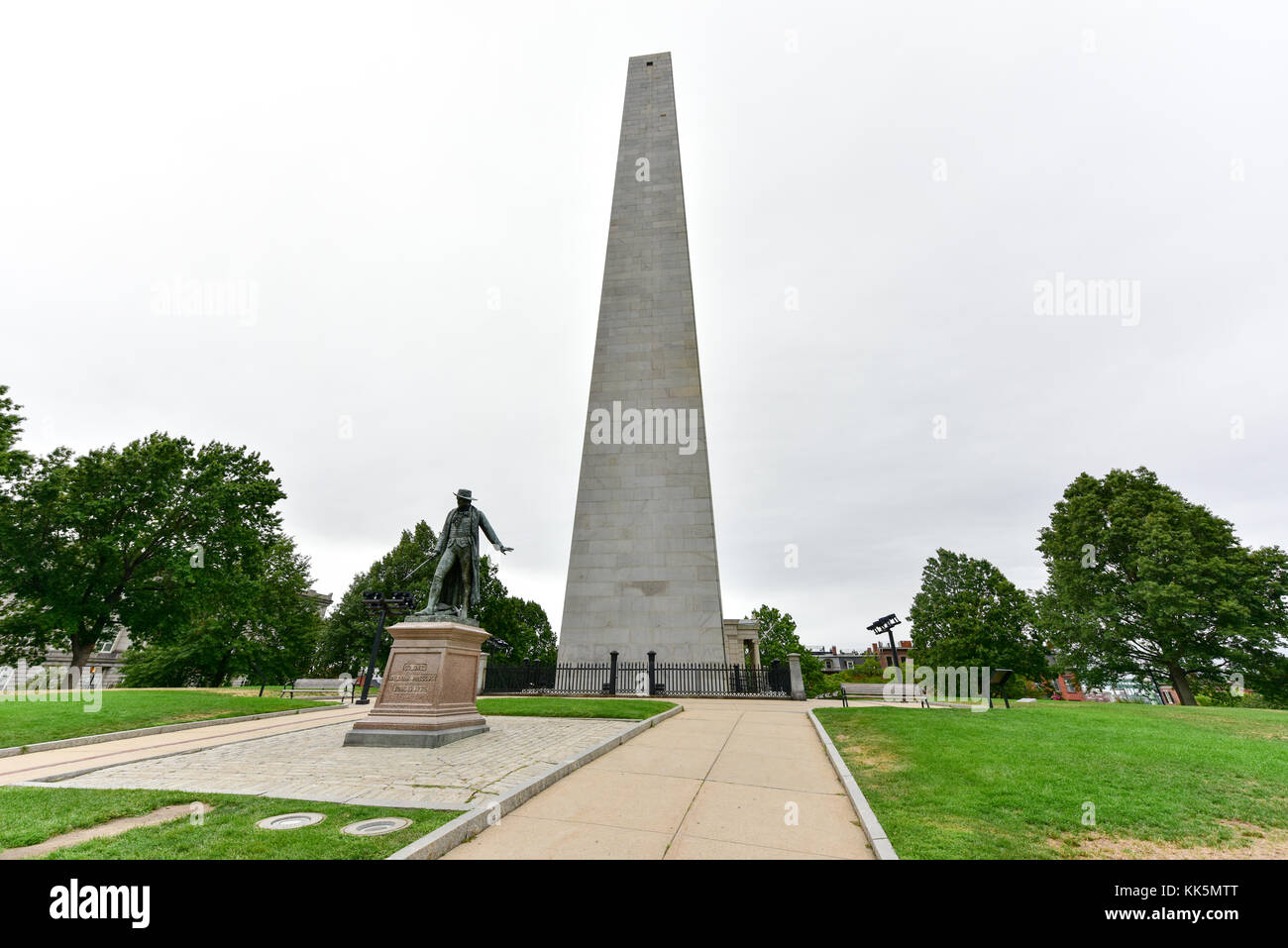 El Bunker hill Monument, en Bunker Hill, en Charlestown, Boston, Massachusetts. Foto de stock