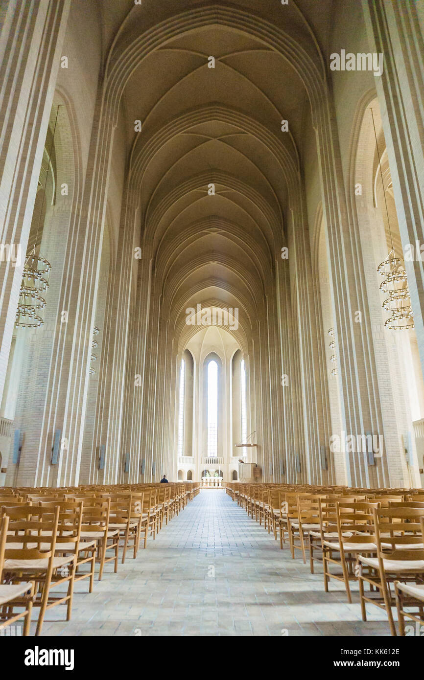 Dinamarca, Copenhague - Junio 22, 2015. El interior de la iglesia de Grundtvig en Copenhague. Foto de stock