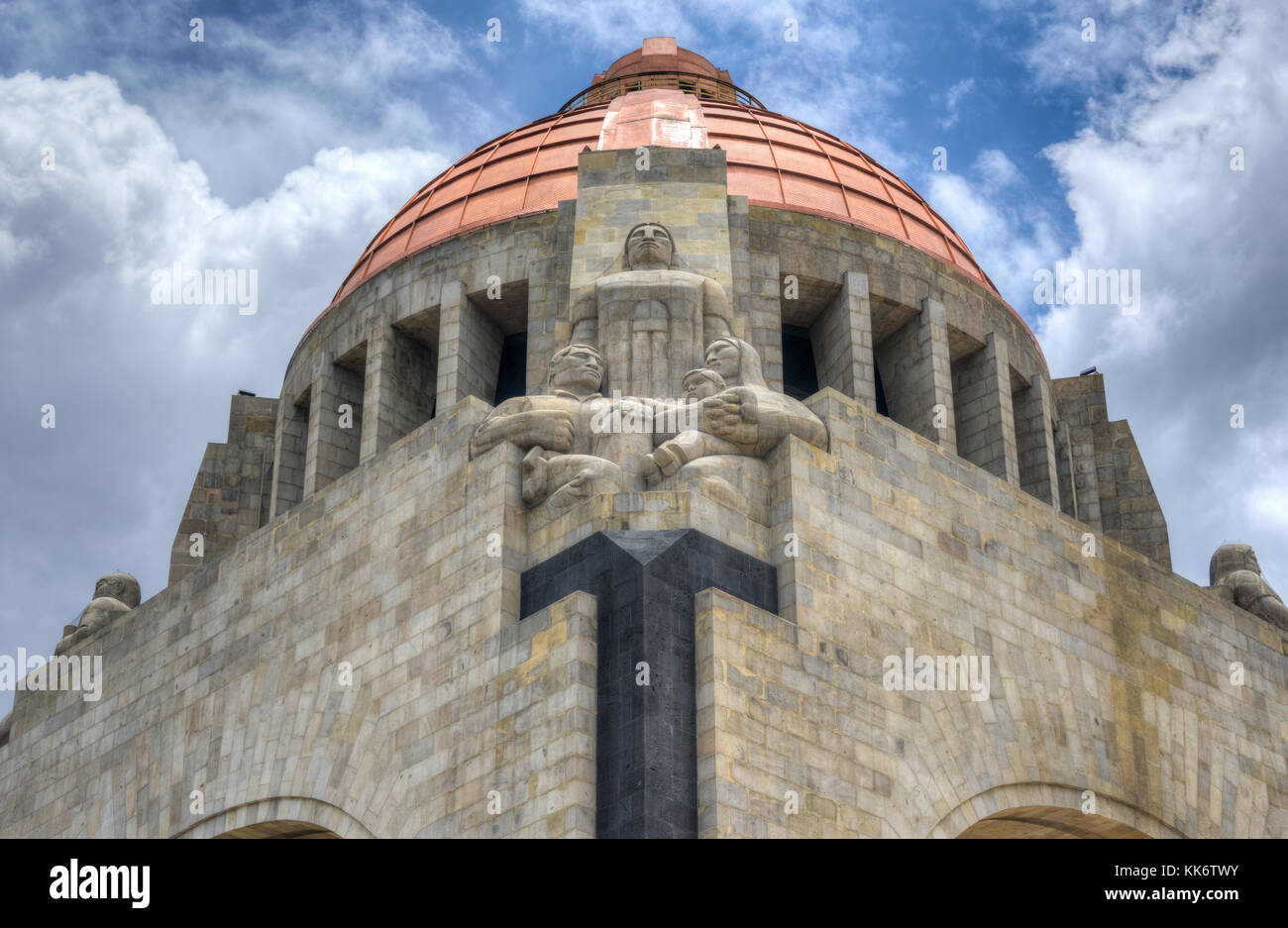 Las esculturas del monumento a la revolución mexicana (monumento a la revolución mexicana