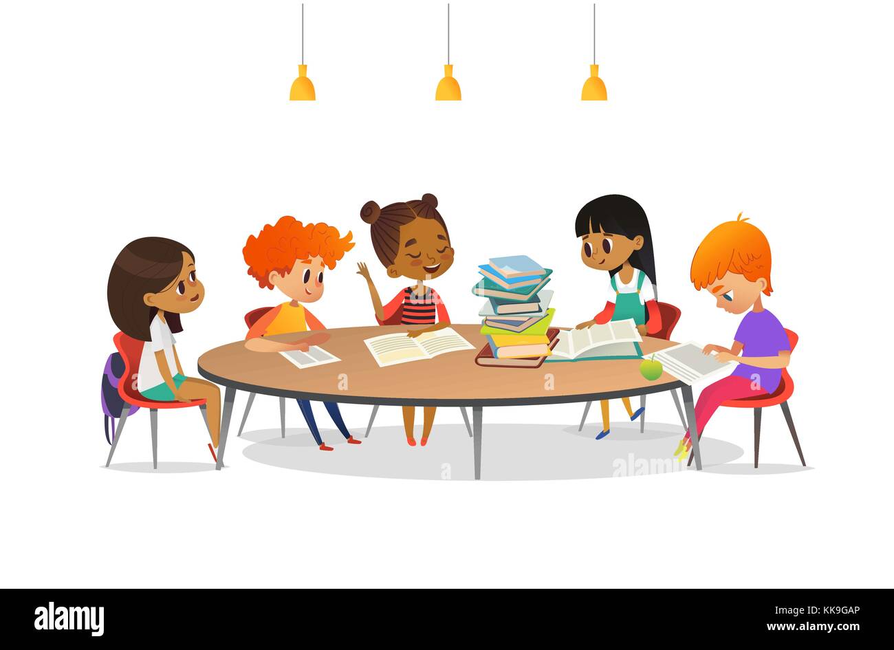 Los niños multirraciales sentados alrededor de la mesa redonda con pila de  libros sobre ella y escuchando a la niña la lectura en voz alta. La  literatura escolar club. Cute dibujos animados.