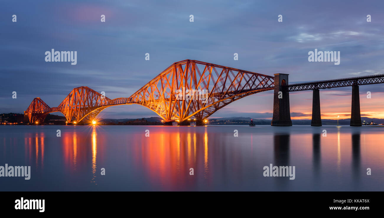 Puente ferroviario de Forth, Sitio del Patrimonio Mundial de la UNESCO, Escocia, Reino Unido, Europa Foto de stock