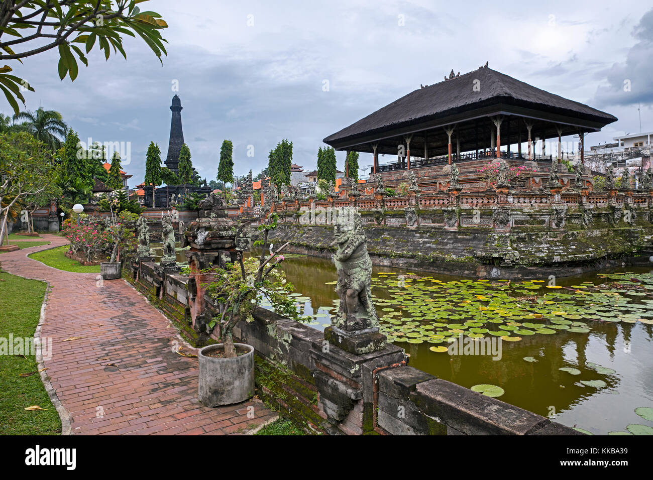 Kertha gosa pavilion de klungkung palace / puri agung semarapura semarapura en la ciudad en la isla de Bali, Indonesia Foto de stock