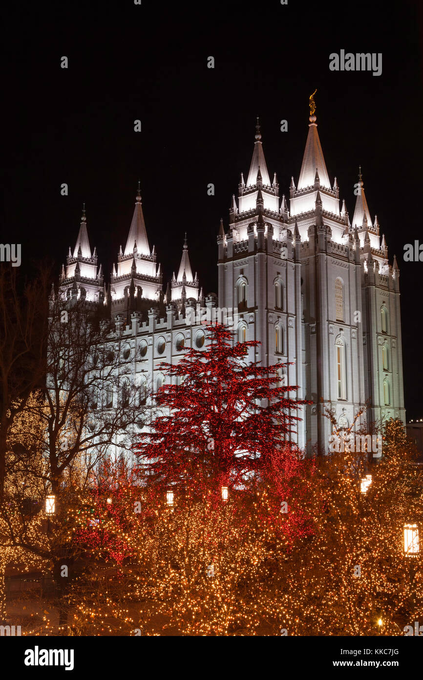 Capilla de lds Fotos e Imágenes de stock - Alamy