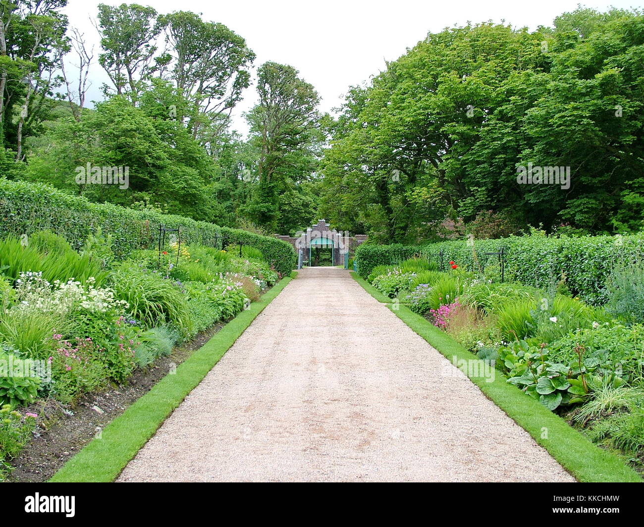 Jardín victoriano de la abadía de Kylemore, Connemara, Irlanda Foto de stock