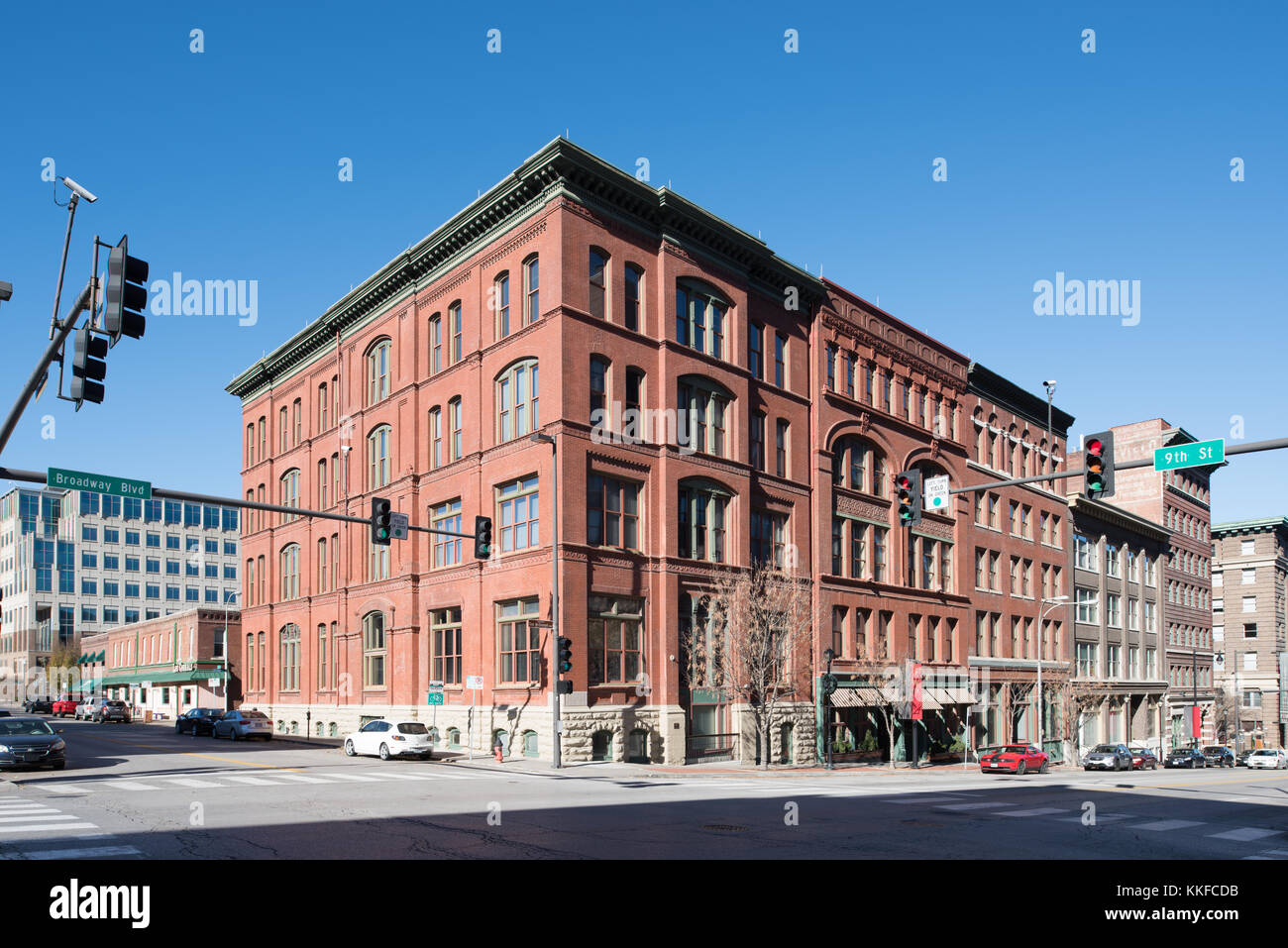 Edificios comerciales del siglo XIX en el centro histórico de la