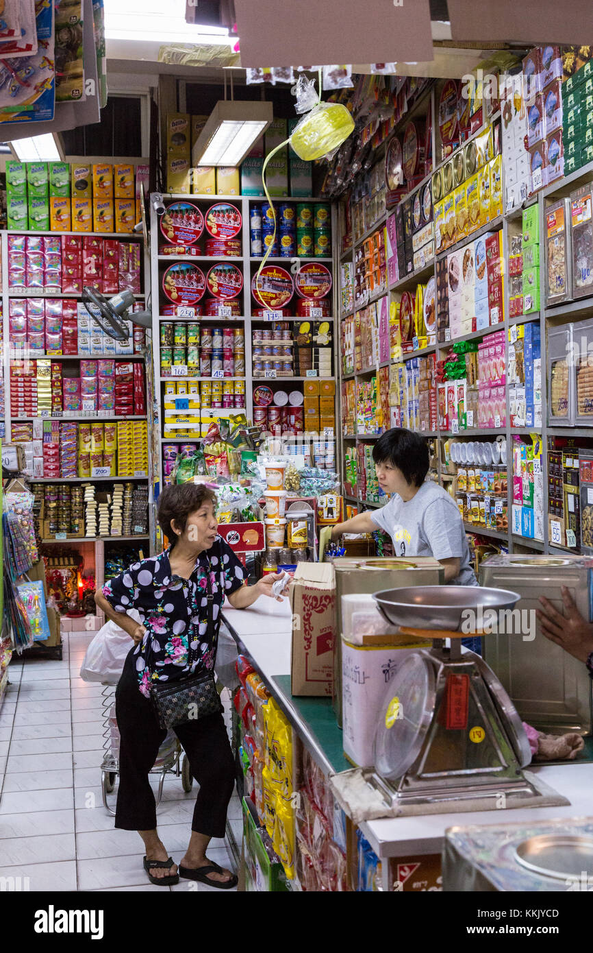 Tienda china de bangkok fotografías e imágenes de resolución - Alamy